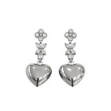 Orecchino cuore riflesso