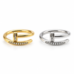 Anello Chiodo con punti luce, versioni gold e silver